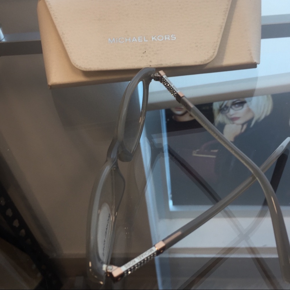 Michael Kors eye glasses - Picture 3 of 6
